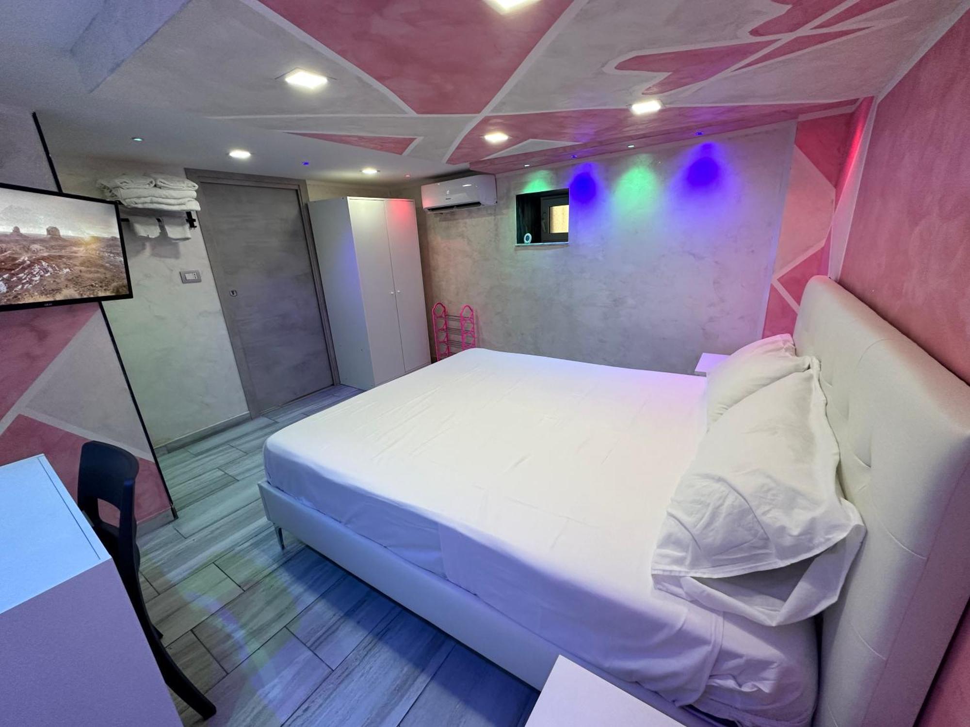 Clopat Vacanze2023 Otel Napoli Dış mekan fotoğraf